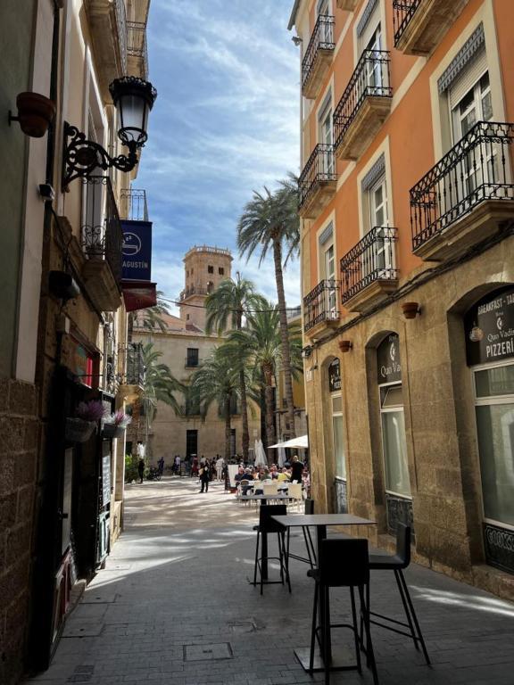 Old Town Alicante Buitenkant foto